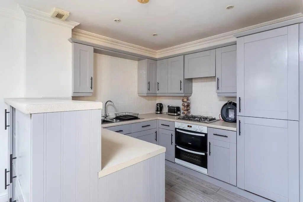 Central 3 Bed Duplex In York - Sleeps 6