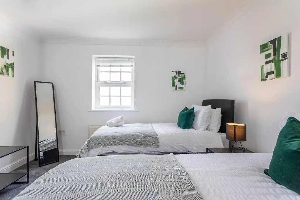 Central 3 Bed Duplex In York - Sleeps 6